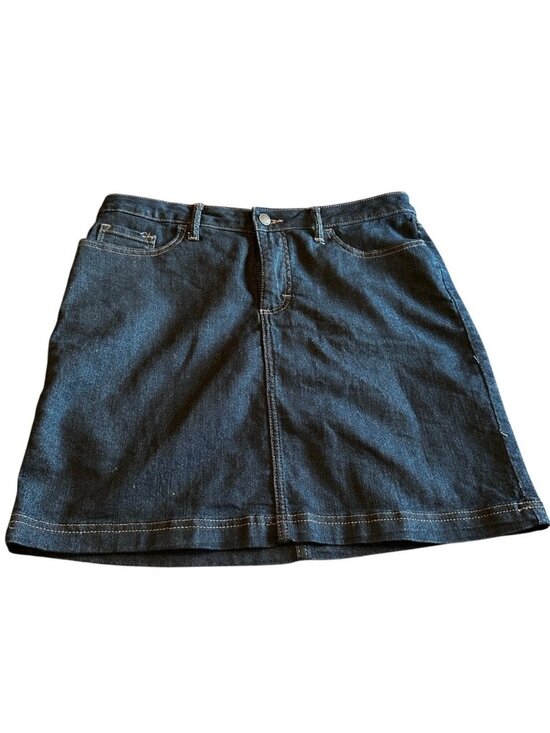 Dresses & Skirts - Skirt With Shorts